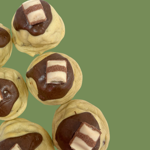 The Kinder Bueno Cookie Bomb